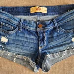 Hollister Cuff Low Rise Jean Shorts Size 3